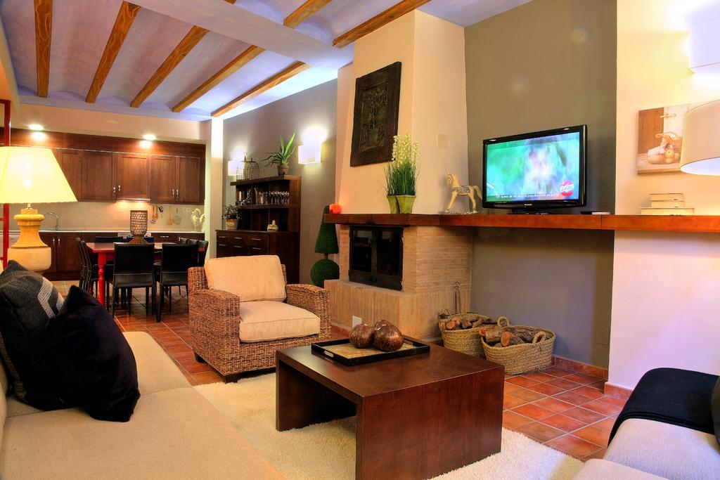 Apartamentos Casa Molinero Buera Kültér fotó